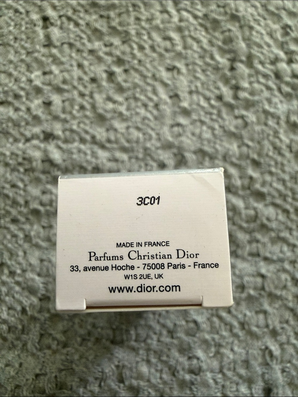 Dior Capture Totale Le Sérum in White Box - Picture 5 of 6